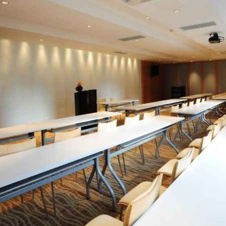 Ji Hotel Urumqi Hongshan Branch Екстер'єр фото